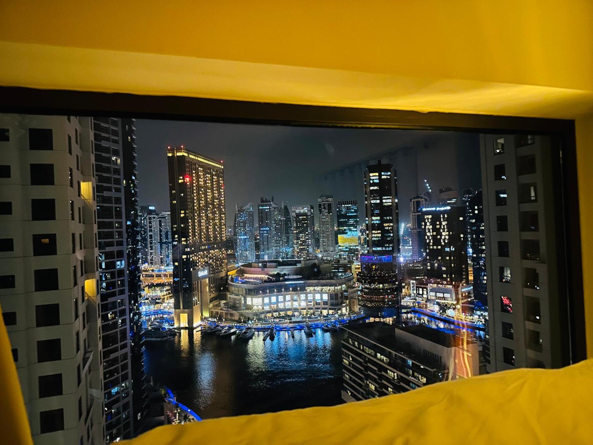 The Aero Hostel Dubai Ngoại thất bức ảnh