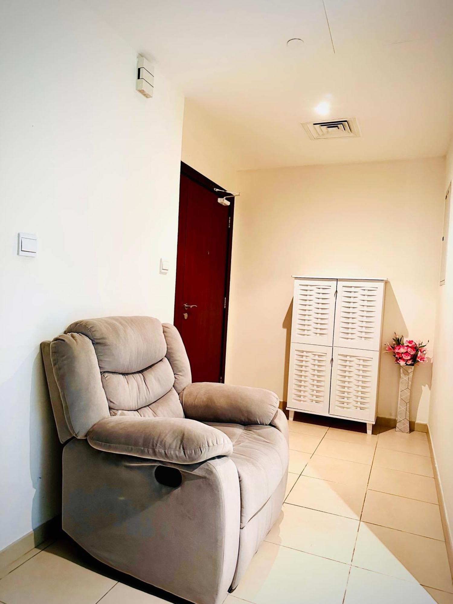 The Aero Hostel Dubai Ngoại thất bức ảnh